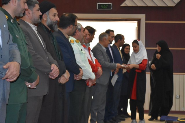 IMG_20240505_160153_482_copy_640x426