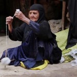 نخ ریسی هنر ۵ هزار ساله گیلانغربی ها