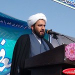 امام جمعه گیلانغرب: ثبات و بقای نظام اسلامی مرهون صبر خانواده های شهداست